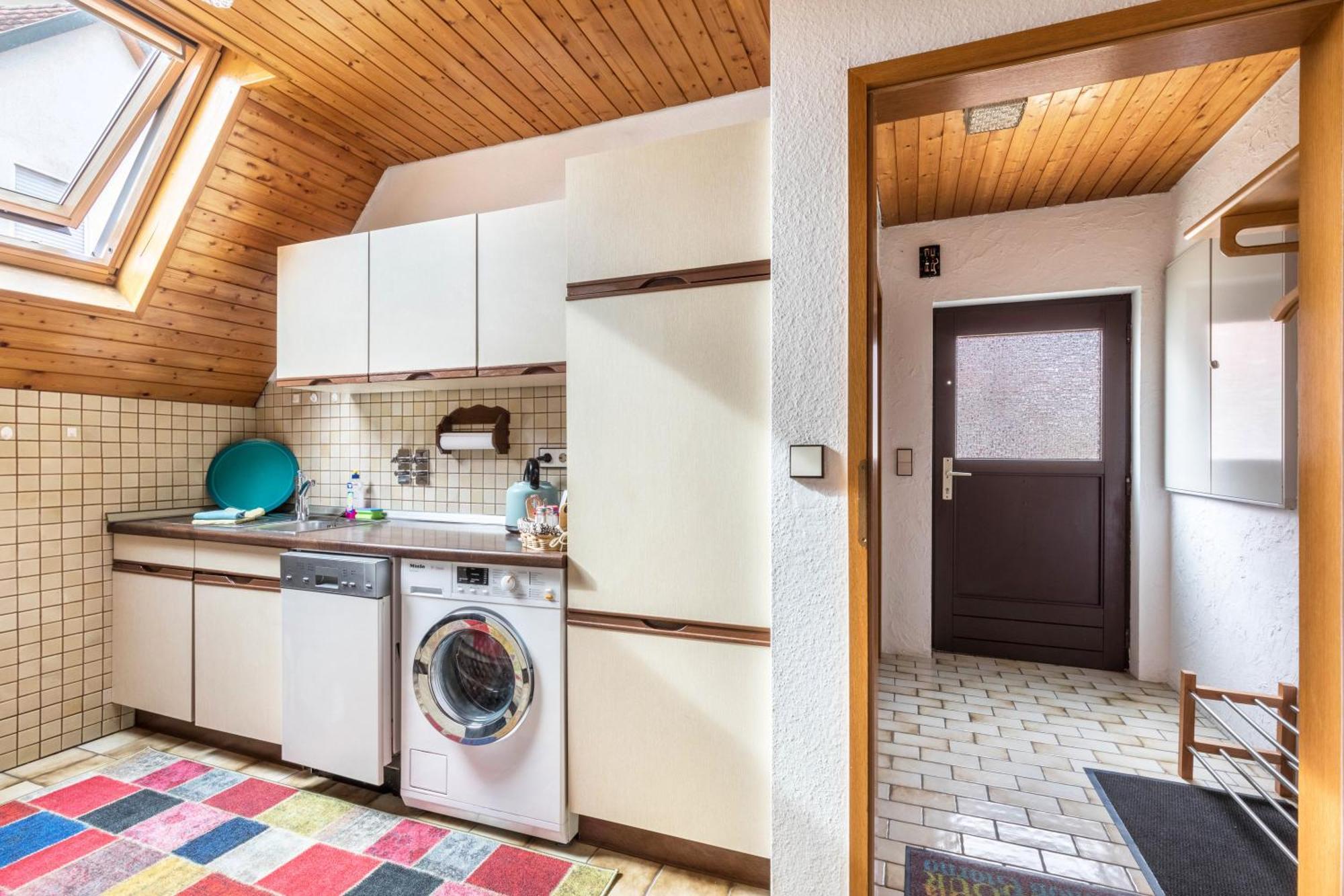 Apartmenthaus Ferienwohnungen Sila Weinstadt Ngoại thất bức ảnh