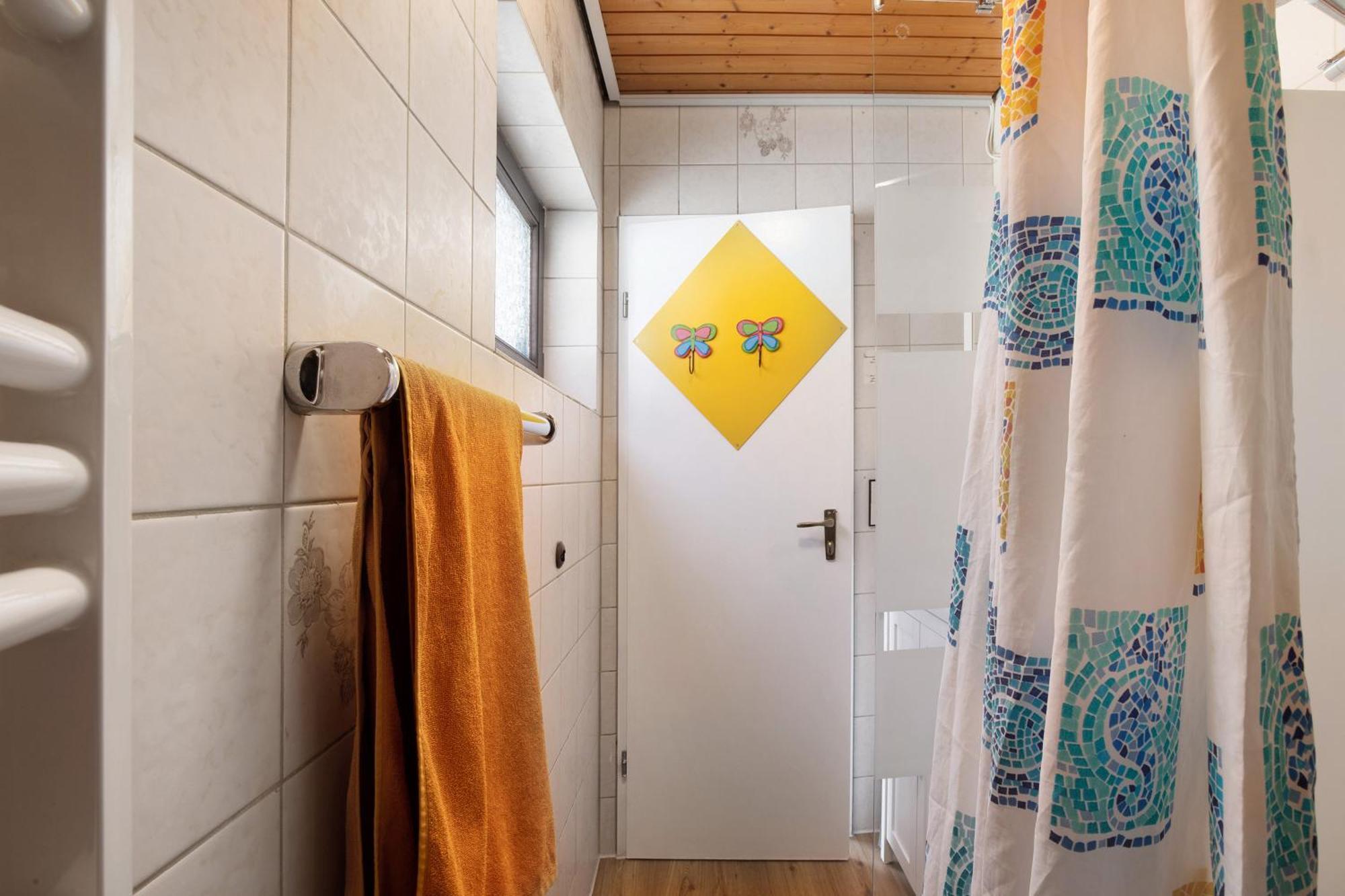 Apartmenthaus Ferienwohnungen Sila Weinstadt Ngoại thất bức ảnh